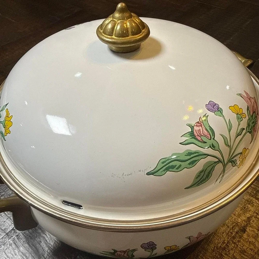 Vintage Dar Collection Porcelain Enamel Floral Cookware Pot Set